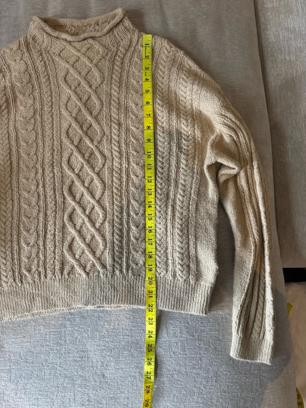J.Crew Cable Knit Sweater Tan Neutral Chunky Crewneck Pullover Size L Classic